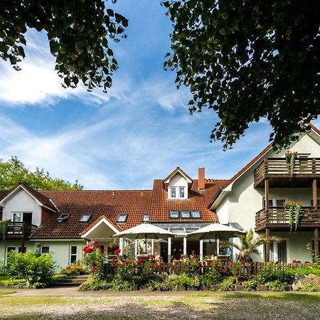 Hotel-Pension Lindenhof Tarnewitz Exterior foto